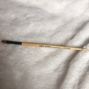 Bobbi Brown essentials eyeliner brush